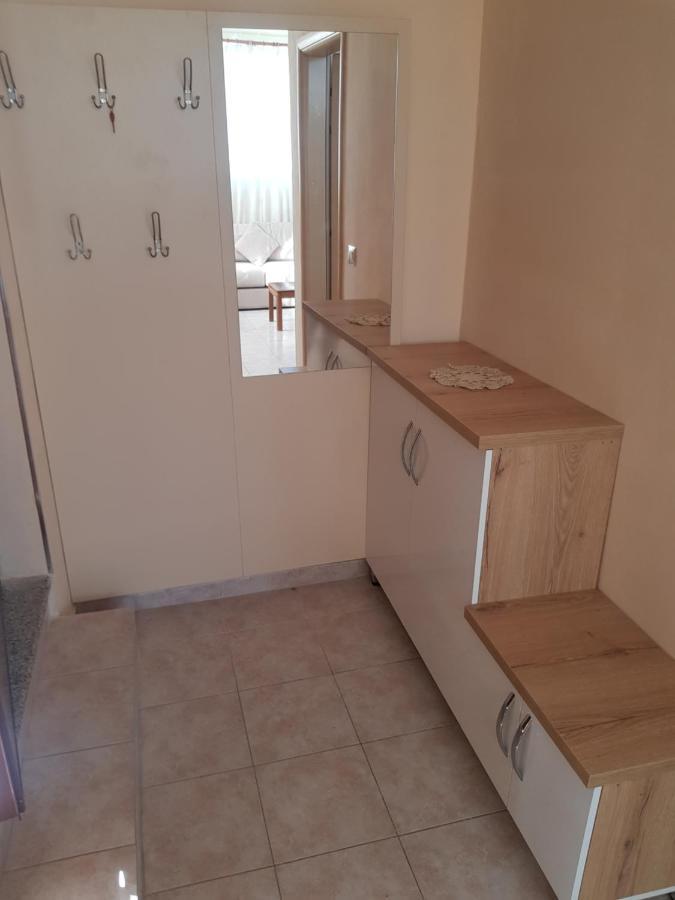 Lisus Apartment Vlorë エクステリア 写真
