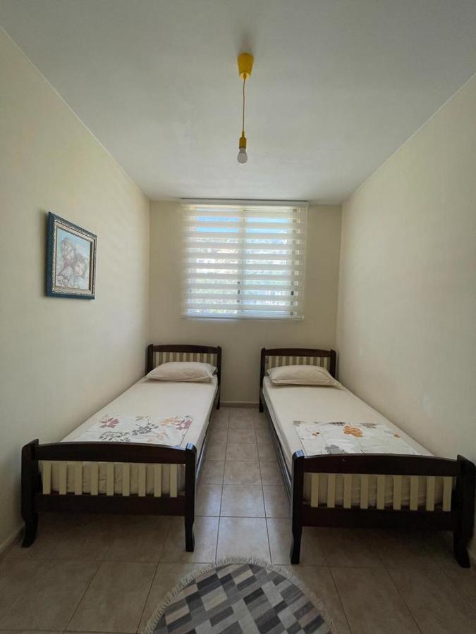 Lisus Apartment Vlorë エクステリア 写真